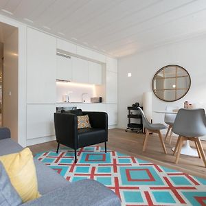 Feels Like Home Chiado Modern Place